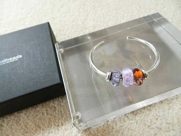 【トロールビーズ】フラワービーズ3個&ストッパーのバングル