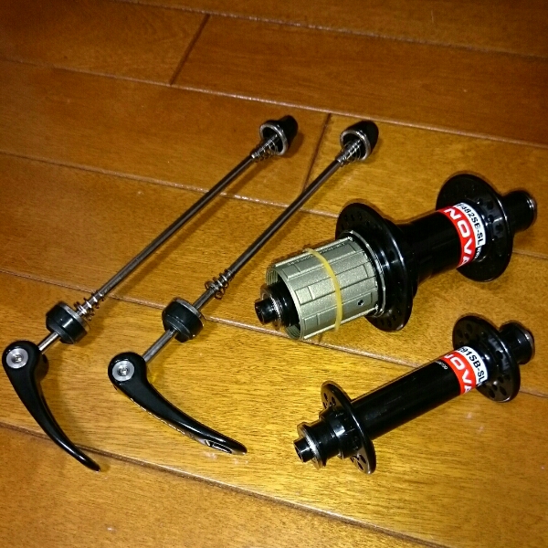 NOVATEC A291SB-SL ( 20 穴 ) F482SB-SL ( 24 穴) に興味をもって