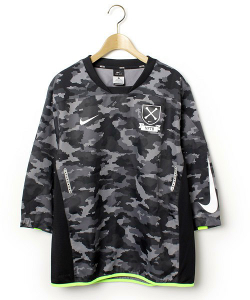 ■□NIKE ナイキ NFTB デジカモ 迷彩 Tシャツ サッカー□■