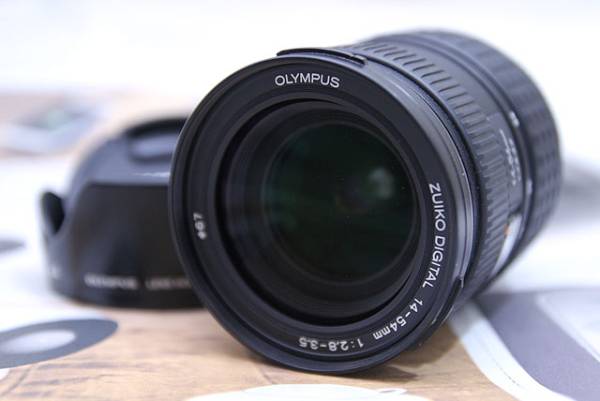 ZUIKO DIGITAL(ズイコーデジタル) 14-54mm F2.8-3.5