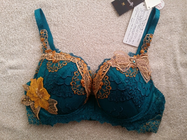 送料無料☆サルート☆月姫F65 グリーン　GR 12