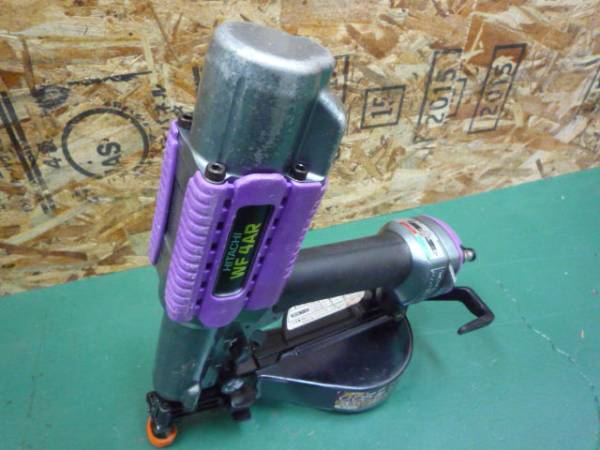 y57 HITACHI 常圧 4mm ねじ打機 WF4AR 日立