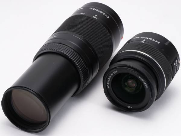 限定1組!] SONY α55 良品 標準18-55mm+望遠300mmダブルズーム! へんな