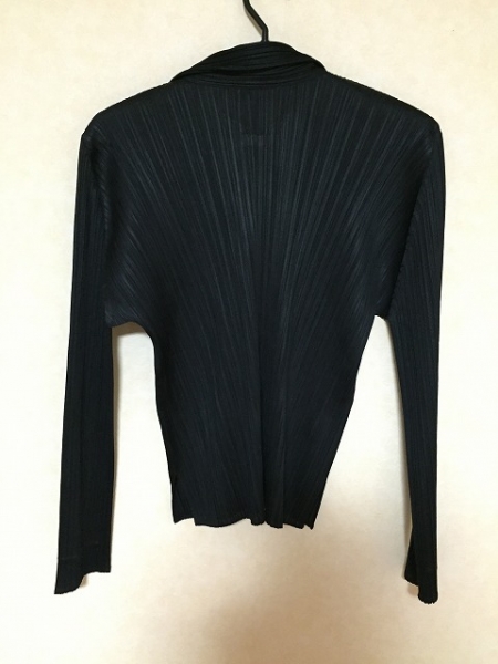プリーツプリーズ 長袖シャツブラウス レディース 美品 黒 PLEATS