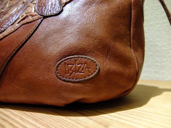IBIZA イビサ レザーショルダーバッグ ブラウン イビザ 本革