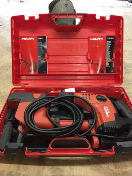 ヒルティ HILTI TE7-C(本体)、HILTI TE DRS-M(集塵器)、極上