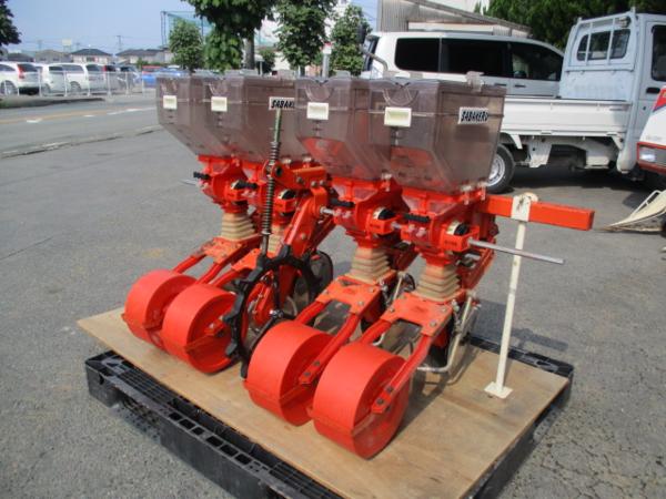サン機工 施肥播種機 さばける号 4連 8条 ◇売切り◇サン