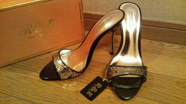 R＆Eのスパンコールミュール新品24☆サンダルヒールエスペ