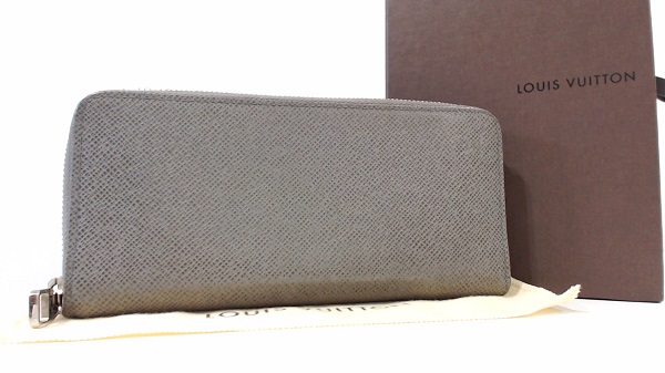 1円美品☆ヴィトン☆タイガ ジッピー ウォレット ヴェルティカル