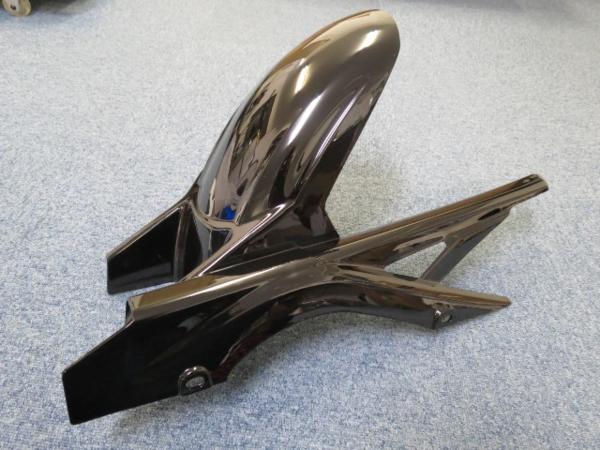 YZF-R25 R3 リアフェンダー　ブラック 訳あり