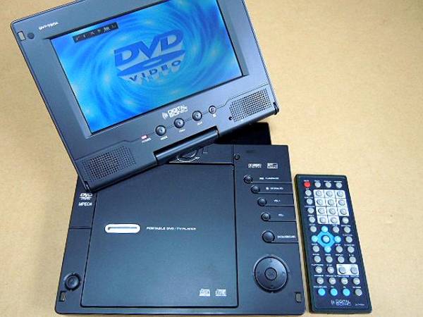 ポータブルDVDプレーヤー.USB端子.SDカード／純正ケース付.美品
