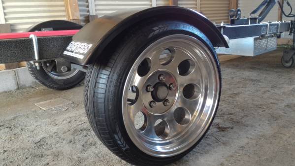 16インチアルミホイルタイヤセット ミッキートンプソン トレーラー