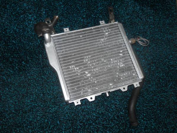 GPZ900R ニンジャ 大型ラジエター 中古 zrx1100 ダエグ等