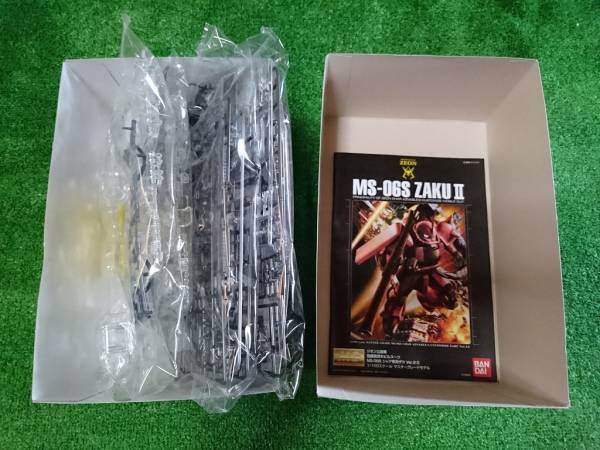 MG シャア専用ザクII ver.2.0 メカニカルクリア ガンダム展限定 mg
