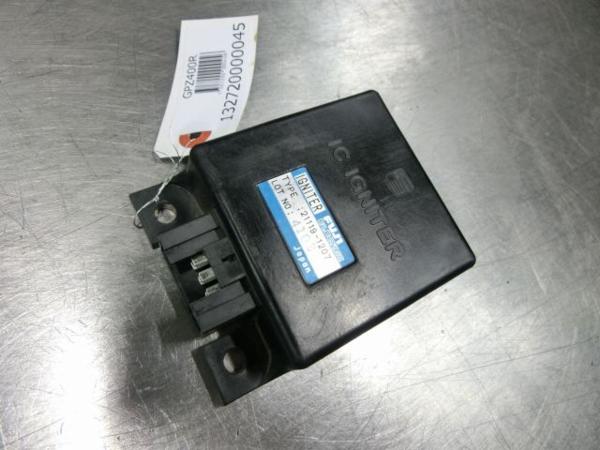 GPZ400R イグナイター CDI、ECU☆ZX400D