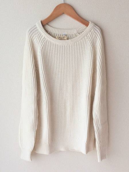 無印オーガニックコットンセーター ざっくりニット 白CLASSY掲載