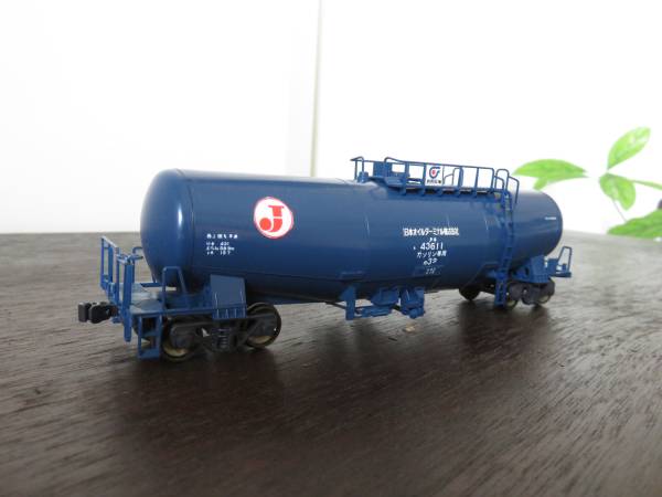 プラスチック製の貨車４両