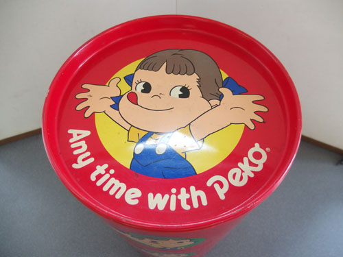 不二家ペコちゃん　昭和　非売品　激レア　三段収納缶 レア】不二家 ペコちゃん 3段缶セット - メルカリ