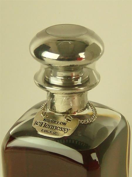 700mlブランデーHennessy Napoleon Silver Top Hennessy Napoleon