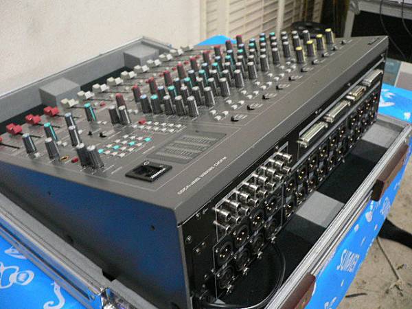 ソニー、SRP－V200、局用、VTR編集対応ミキサー、極良