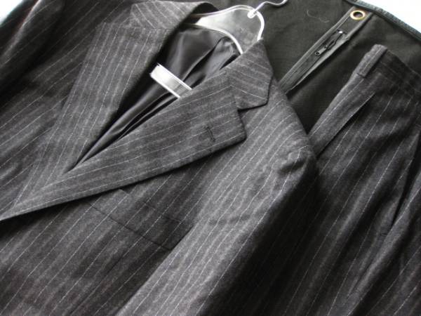 新同チェザレアットリーニ　Cesare Attolini最高級秋冬スーツ48