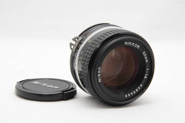 【極美品】 Nikkor Ai-S Nikkor 50mm F1.4 ニコン