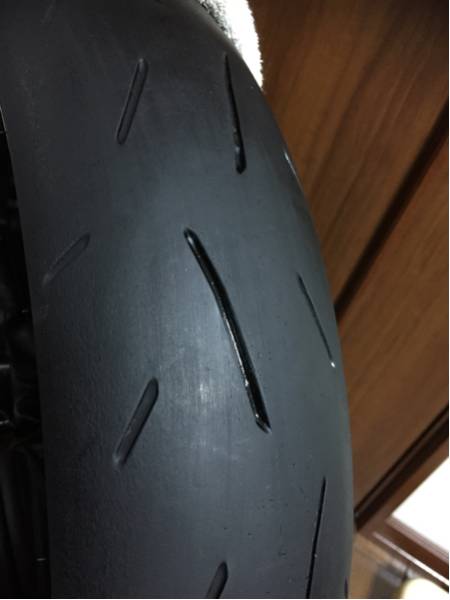 RVF400 NC35 フロント ホイール 3.5 α13 美品 RVF400フロントホイール RVF400 NC35 フロント ホイール 3.5 α13 美品 RVF400フロントホイール