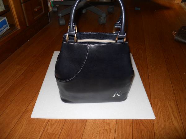 ♪　素適　横浜元町キタムラ　レザーハンドバッグ　美品　♪