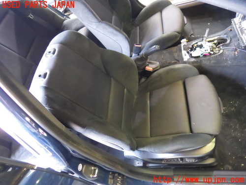 2UPJ-23217035]BMW320i Mスポーツ(AV22 E46/4系)運転席シート