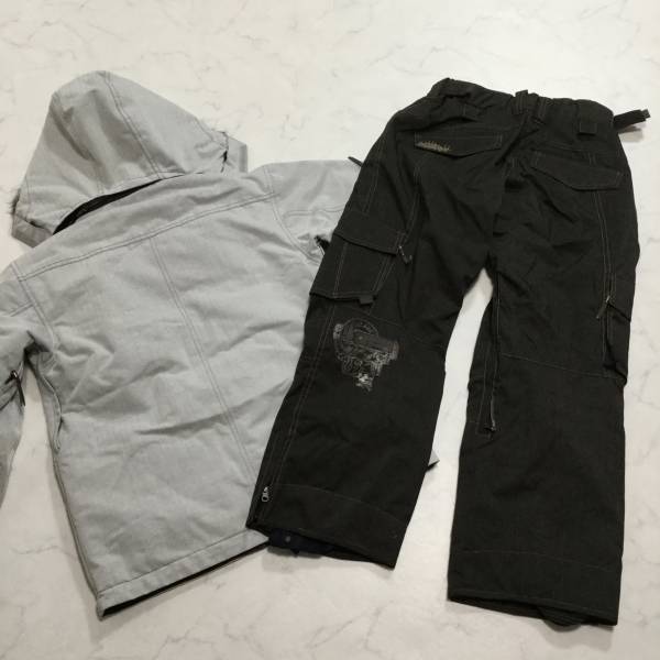 GACKT×KISSMARKで、迫力ある「龍」デザインのスノボアイテムが新登場