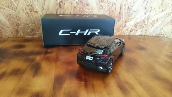◇非売品 新型 C－HR 1/30 ミニカー ブラックマイカ トヨタ C-HR
