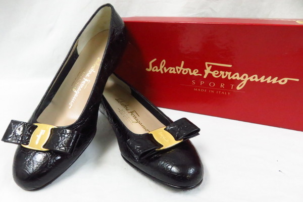 Salvatore Ferragamo□未使用 タッセルローファーパンプスシューズ 7B