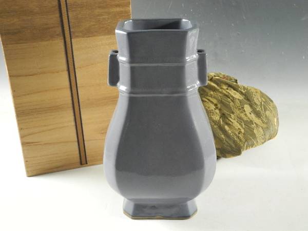 中国古美術・宋汝窯・天青釉双耳四方花觚・青磁・唐