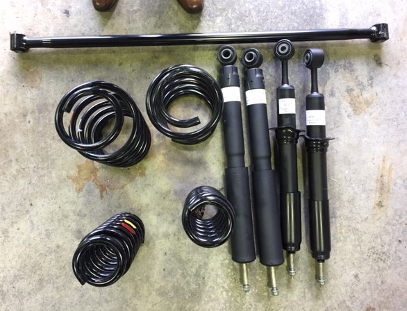 ☆150プラドディーゼル車用純正ショック・スプリング新車外し品!