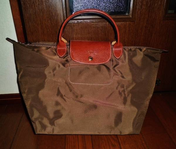 ロンシャン LONGCHAMP　バッグ　ナイロン　茶色　ブラウン