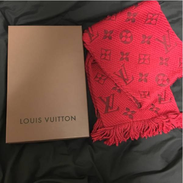 中古 ルイヴィトン LV マフラー ロゴマニア ルビー 数回使用 ルイ