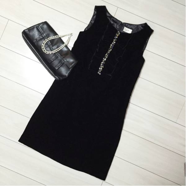 エフデ ef-de ベロア ビジュー付き 漆黒 ワンピース 9