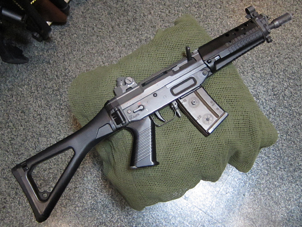 東京マルイ SIG552 | 電動ガン シールズ スタンダードタイプ SEALS