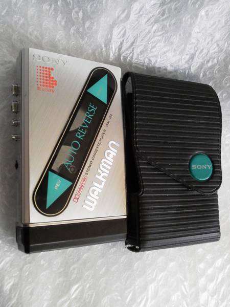 ソニー/WM-102【シルバー】○動作良好80年代ソニーウォークマン ○ご覧