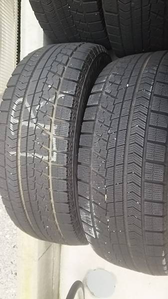 ブリジストン スタッドレス ブリザック VRX 225/55R18 中古 4本_3