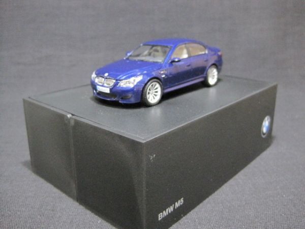 BMW特注　1/43　BMW　M5　ブルーメタリック　
