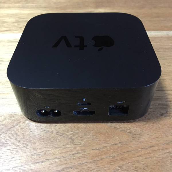 アップル Apple TV 4 (第4世代) 32GB【美品】 アップルAppleTV4(第4