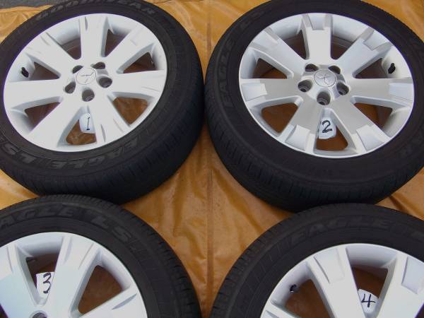 18インチ三菱デリカD；5用タイヤ＆ホイ－ル4本セット中古品
