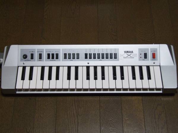 YAMAHA KX5 MIDI ショルダーキーボード ケース付 動作品_2