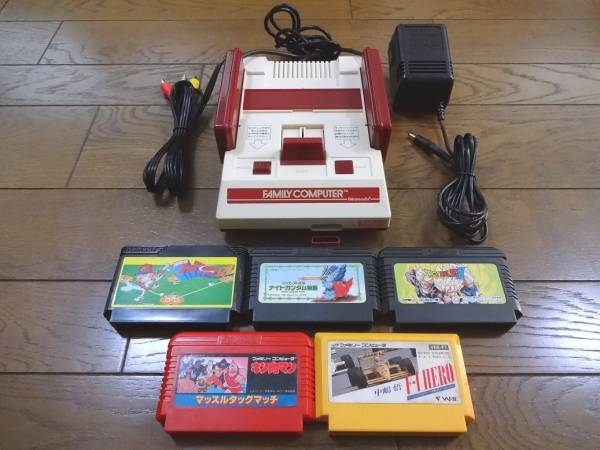 AV仕様ファミコン＆ソフト5本 セット おもちゃ、ゲーム ファミコン