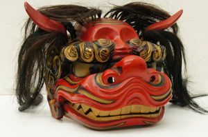 郷土工芸品［夫婦獅子頭］座布団付き 当時物 獅子頭 角つき 獅子舞 漆