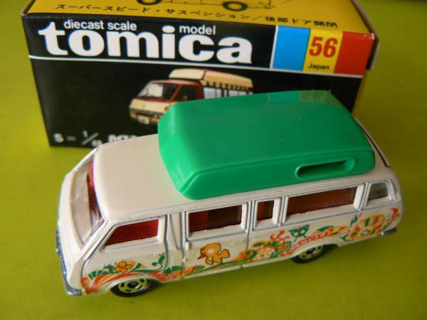 黒箱トミカ⑥ 56-1-9 ハイエース キャンピングカー/花鳥/緑/赤シート