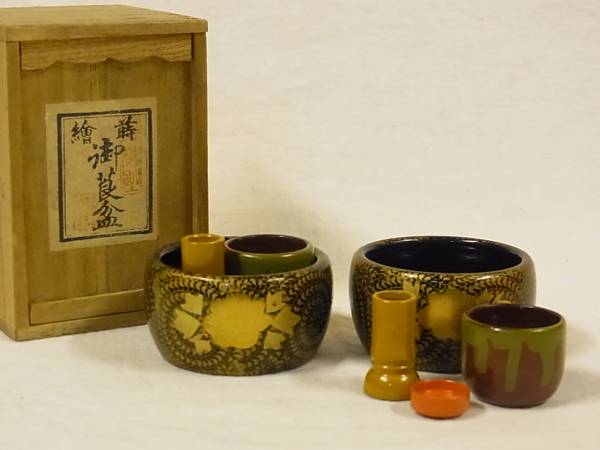 戦前雛道具 木製火鉢と火入れ/雛箪笥雛人形雛道具雛小物蒔絵漆器
