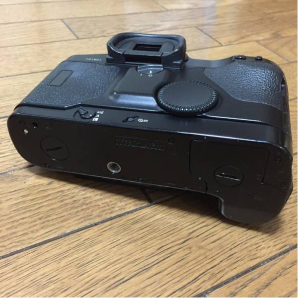 1円～ CANON EOS-1n ボディ フィルム一眼レフカメラ 現状_3