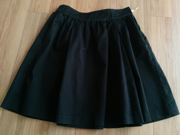 バーバリーブルーレーベル黒スカート36 BURBERRY